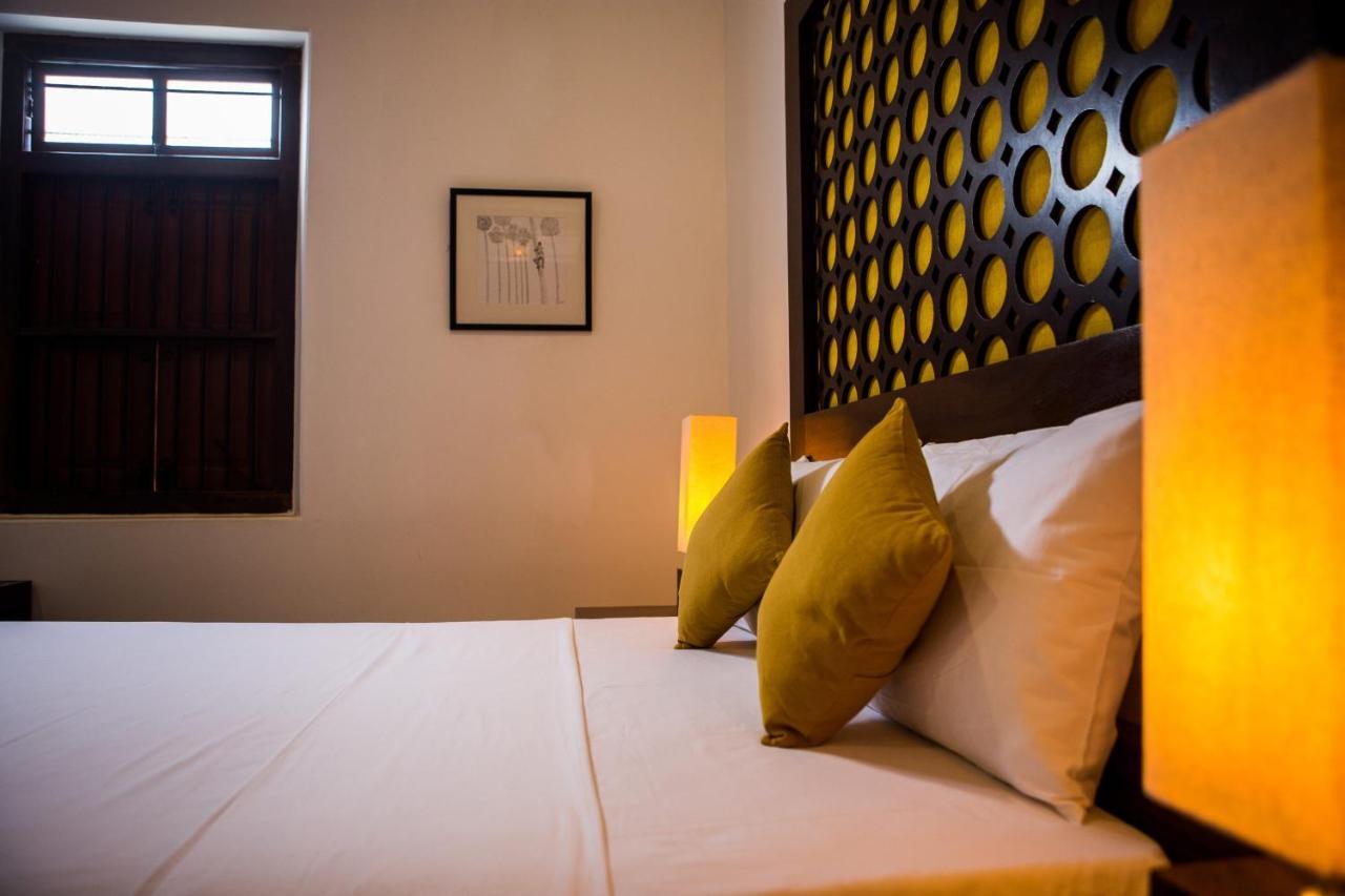 Thambu Illam Hotel Jaffna Exterior photo
