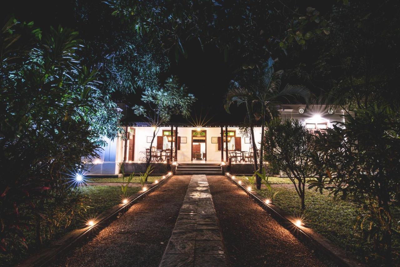 Thambu Illam Hotel Jaffna Exterior photo